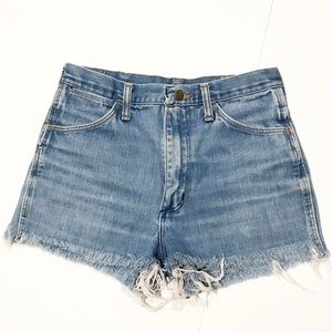 Wrangler | Vintage High Rise Cut Off Denim Shorts